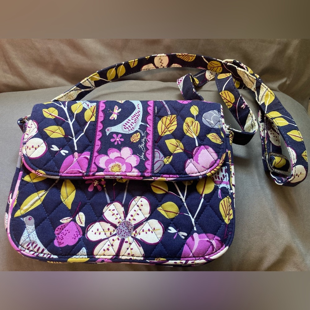 Vera Bradley handbag, pretty print, colorful